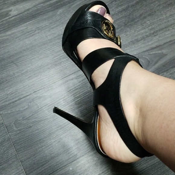 ****SOLD****SOLD**SOLD*****Michael kors - Picture 8 of 8